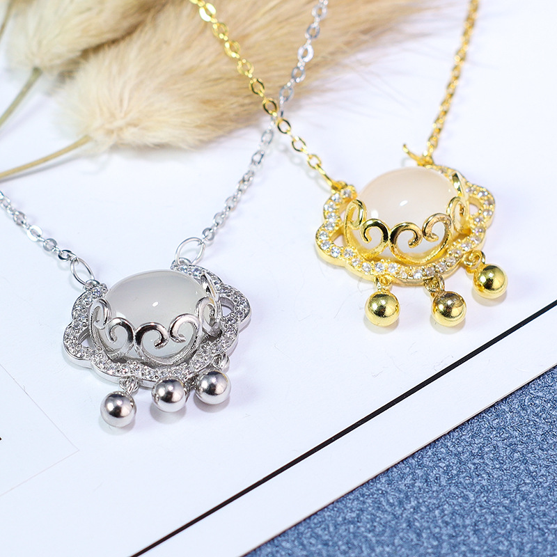 S925 Sterling Silver Japanese and Korean White Chalcedony Longevity Lock Necklace Water Drop Elegant Auspicious Cloud Lock Safe Clavicle Chain Female 347dz