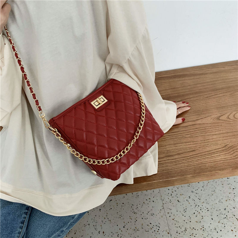 Women&#039;s Bag 2020 New Western Style Messenger Bag Fashion Simple Chanel Style Lock Messenger Bags Shoulder Bucket Bag