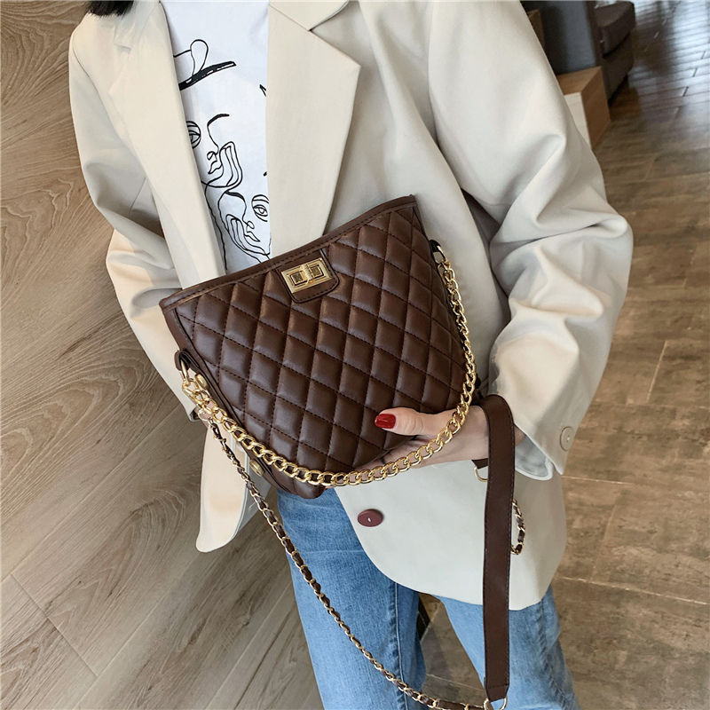 Women&#039;s Bag 2020 New Western Style Messenger Bag Fashion Simple Chanel Style Lock Messenger Bags Shoulder Bucket Bag