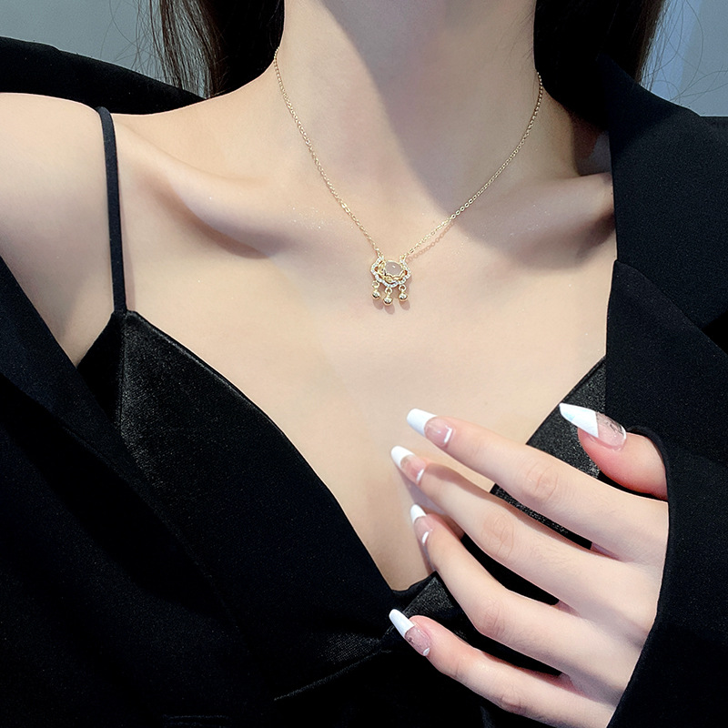 Tiktok Same Style Net Red Wind Longevity Lock Necklace Female Chinese Style Creative Opal Tassel Clavicle Chain Titanium Steel Necklace