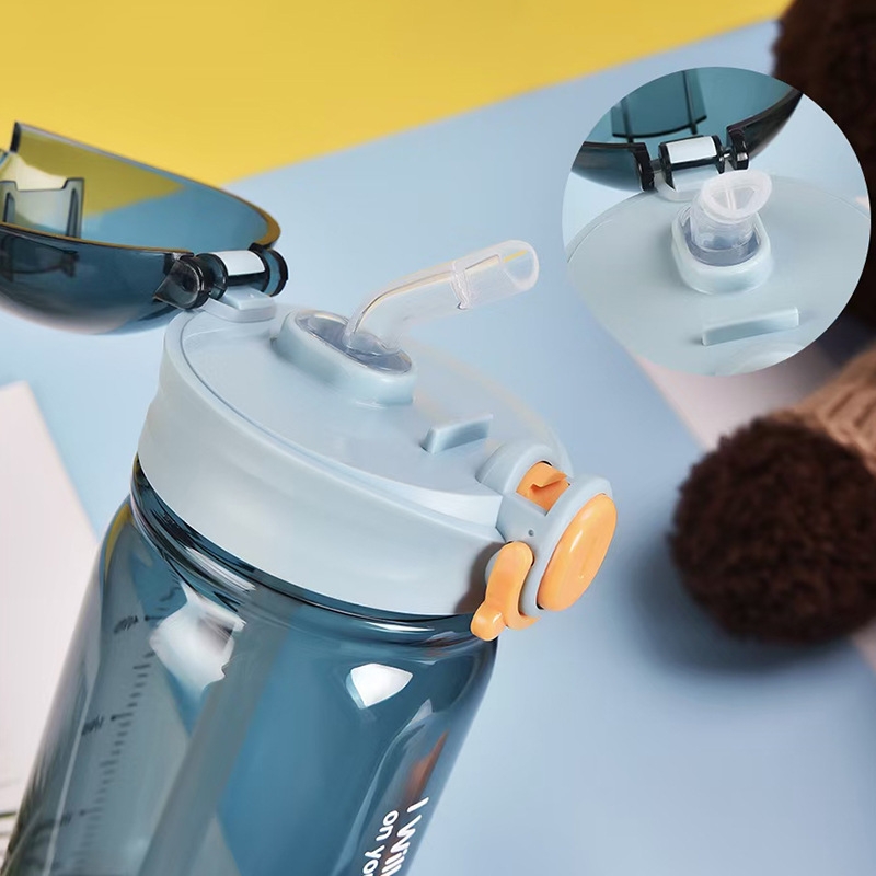 Fashion Cartoon Bear Plastic Cup Sports Outdoor Lock Bounce Cover Cup with Straw Sealed Leak-Proof Boutique Student Water Cup