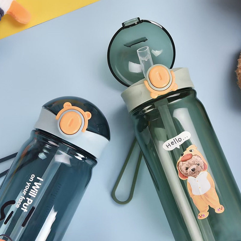 Fashion Cartoon Bear Plastic Cup Sports Outdoor Lock Bounce Cover Cup with Straw Sealed Leak-Proof Boutique Student Water Cup
