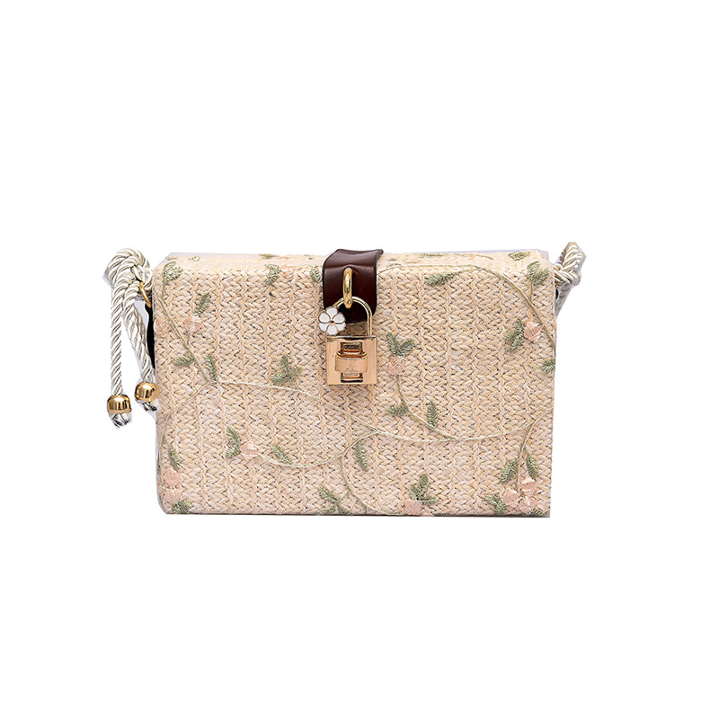 Factory Wholesale Bag For Women 2018 New Fashion Woven Beach Lock Shoulder Messenger Bag Korean Style Box Straw Bag