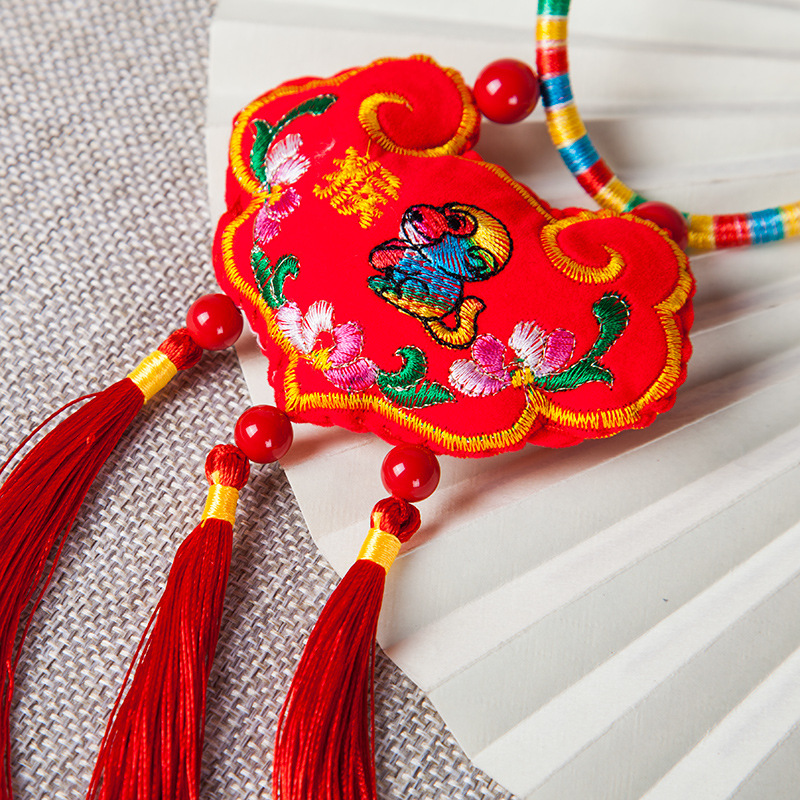 New Dragon Boat Festival Children&#039;s Twelve Zodiac Hanging Neck Embroidery Mosquito-Repellent Incense Sachet Longevity Lock Perfume Bag Bag Children Portable Lotus