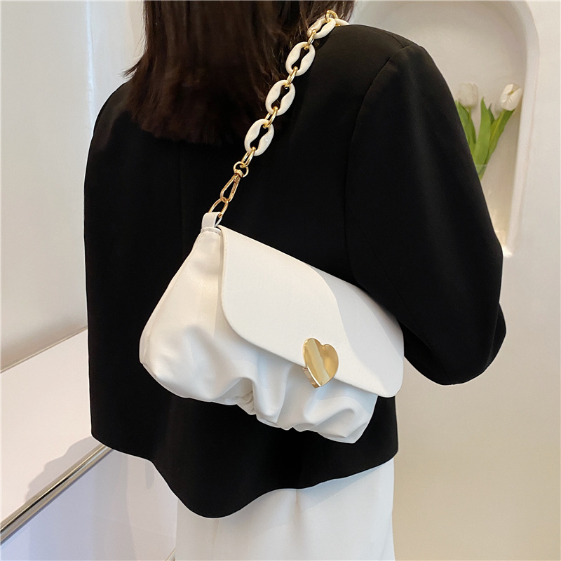 Women&#039;s Bag New 2021 Crossbody Shoulder Bag Soft Surface Internet Celebrity Magnetic Snap Underarm Cloud Bag Pleated Peach Heart Lock Bag