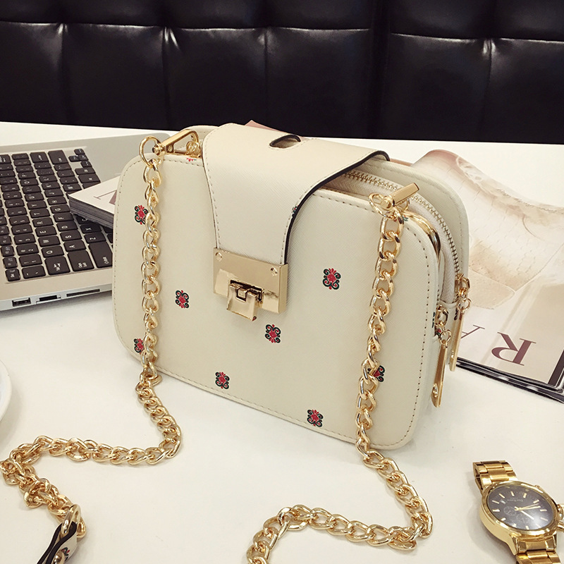 Factory Wholesale Small Square Bag Women&#039;s Chain Clip Bag Women&#039;s Printing Lock Pouch Single Shoulder Crossbody Can Be Customized