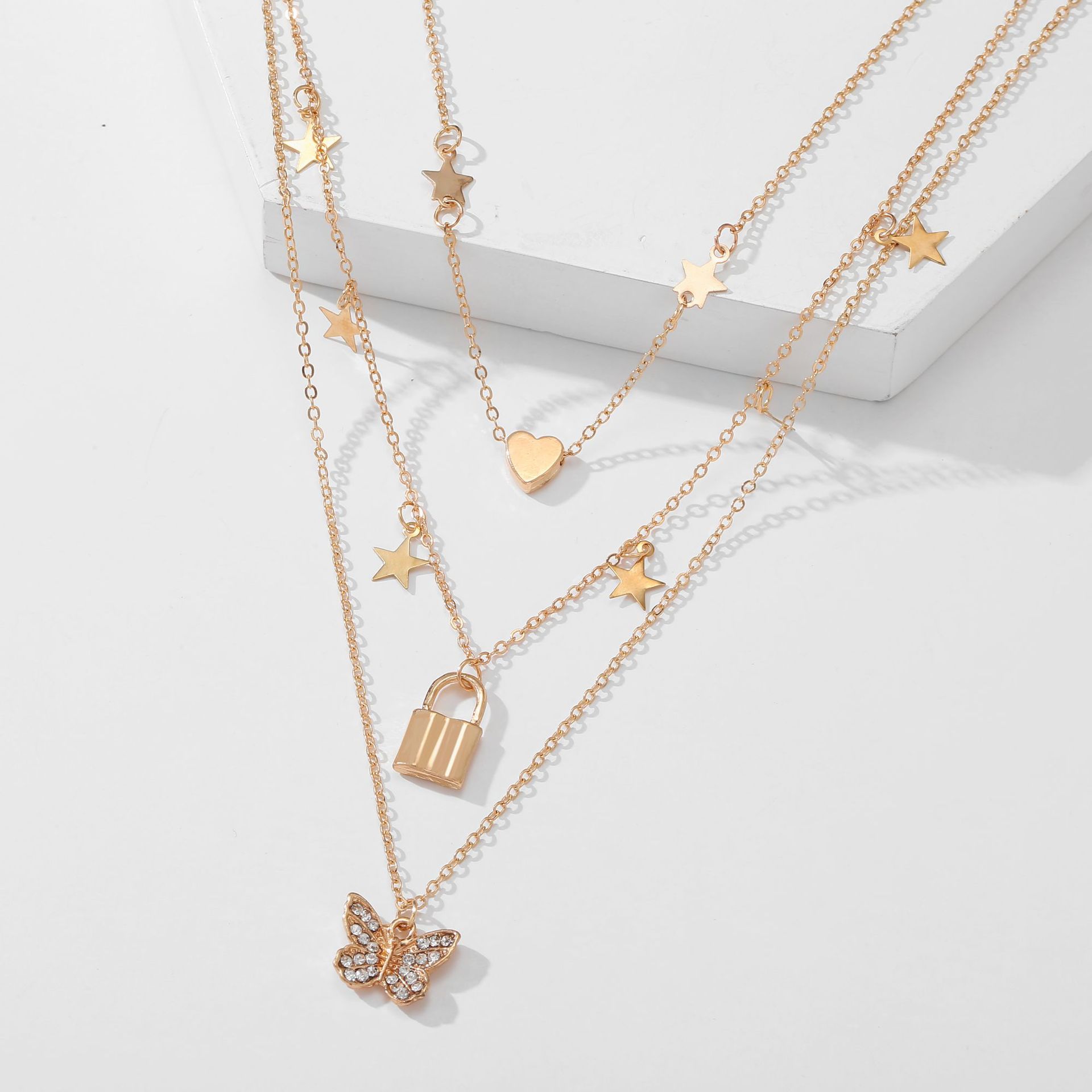 Han Zhishang Europe and America Cross Border New Gold Diamond Butterfly Pendant Necklace Creative Twin Lock Love Multilayer Collarbone Necklace