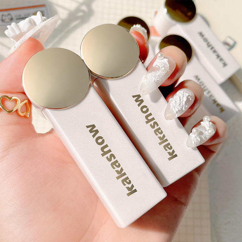 Kakashow Satin Matte Lipstick Matte Velvet Moisturizing No Stain on Cup Soft Mist Lock Color Lipstick Carved Lipstick