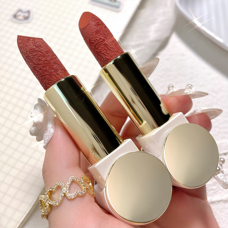 Kakashow Satin Matte Lipstick Matte Velvet Moisturizing No Stain on Cup Soft Mist Lock Color Lipstick Carved Lipstick