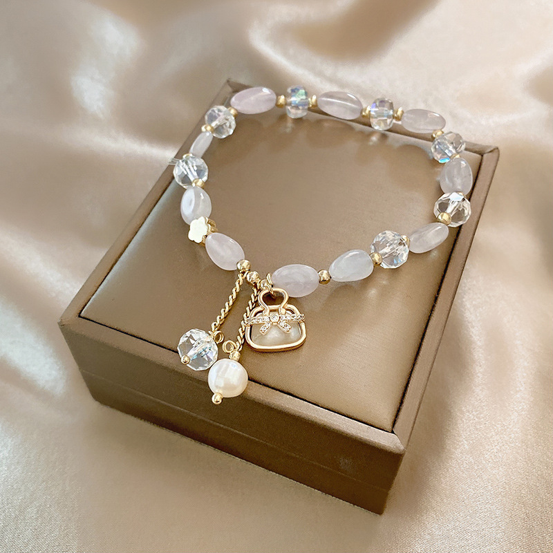Strawberry Quartz Pearl Personality Lock Pendant Bracelet Female Light Luxury and Simplicity Bracelet