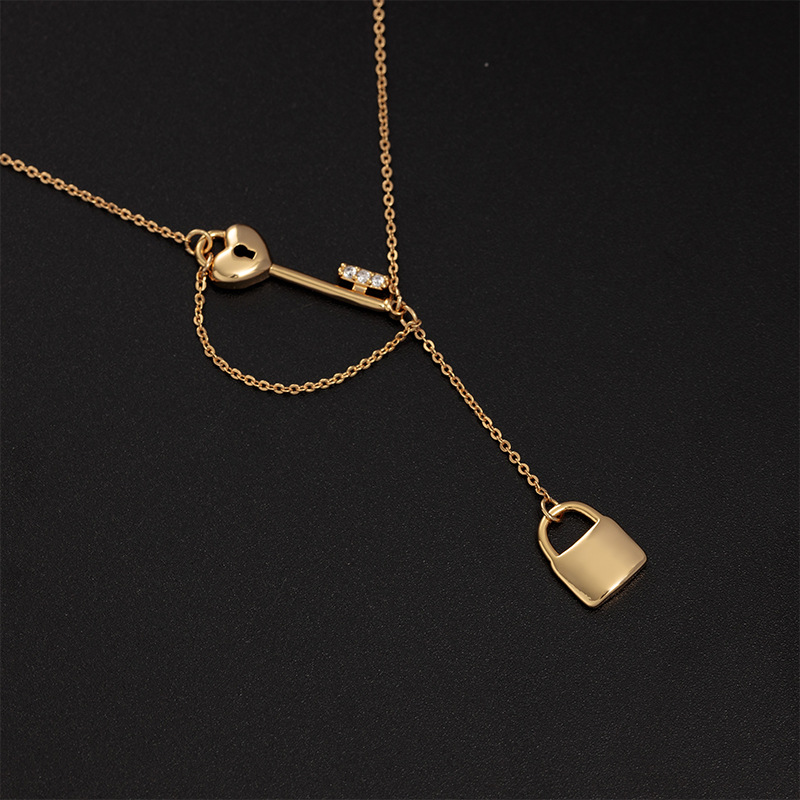 Jaeeyin Design Sense Small Lock Pendant Necklace Clavicle Chain Female Korean Dongdaemun Cold Ornament Customization