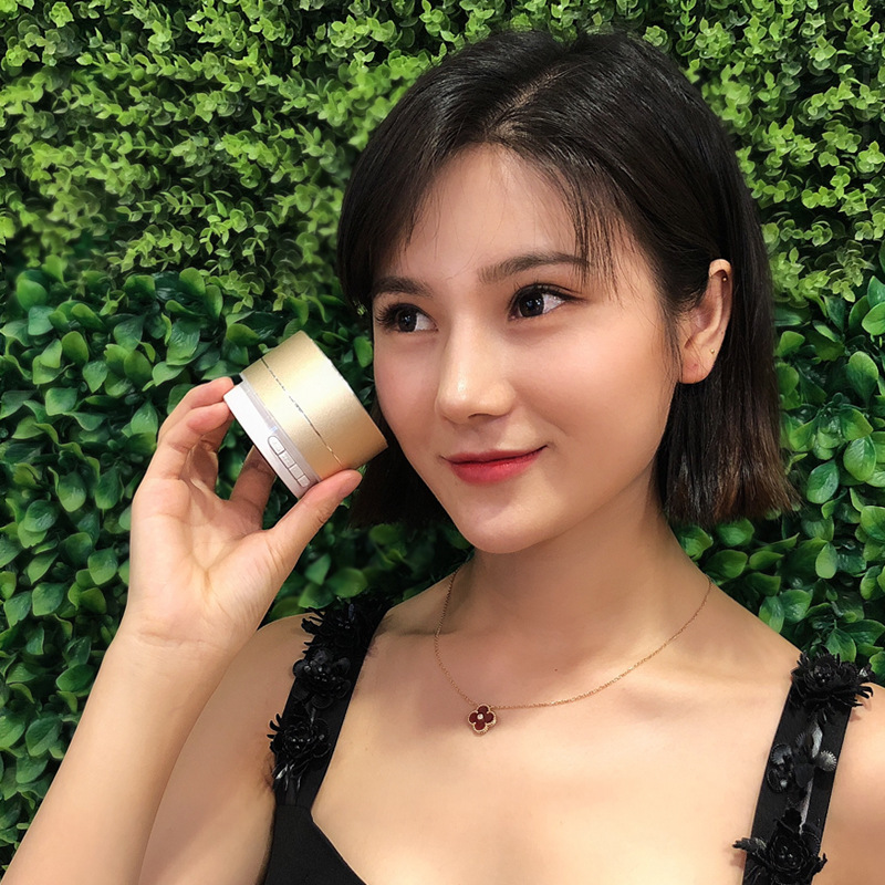A10 Metal Bluetooth Audio Mobile Phone Computer Laptop Subwoofer Mini Lock and Load Spray Wireless Mini Card Speaker