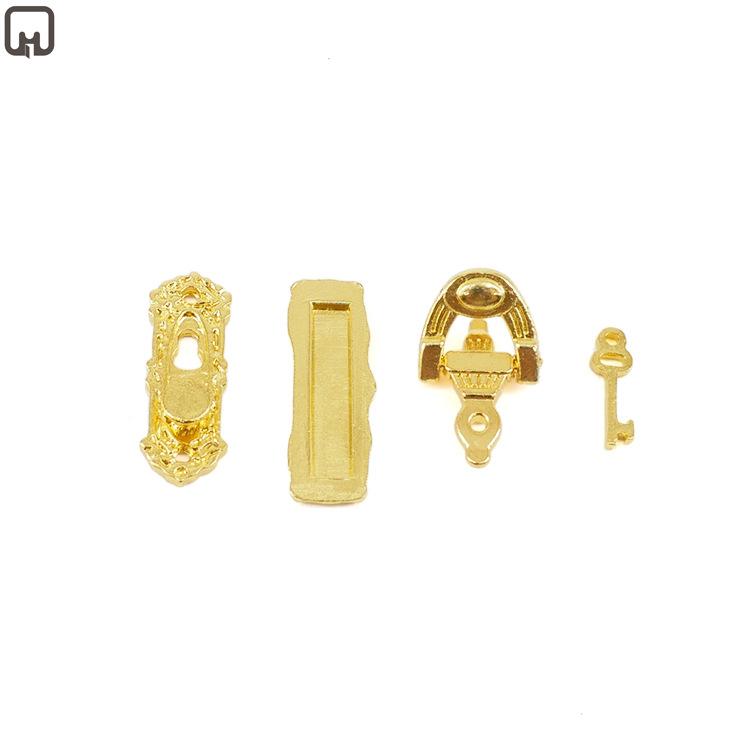 1:12 Doll House Doll House Mini model door accessories DIY metal locks four keys