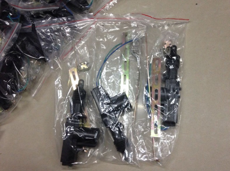 12V Central Locking Motor Accessories Two-Line Central Locking Copper High Temperature Motor Large Quantity Congyou