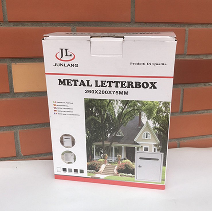 Villa Home Hanging Wall Mailbox Vintage Door with Lock Letter Box European Garden Outdoor Rainproof Post Box Wholesale