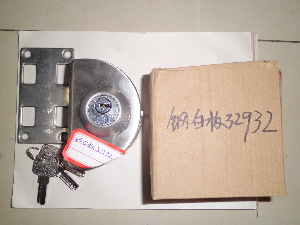 Glass door lock