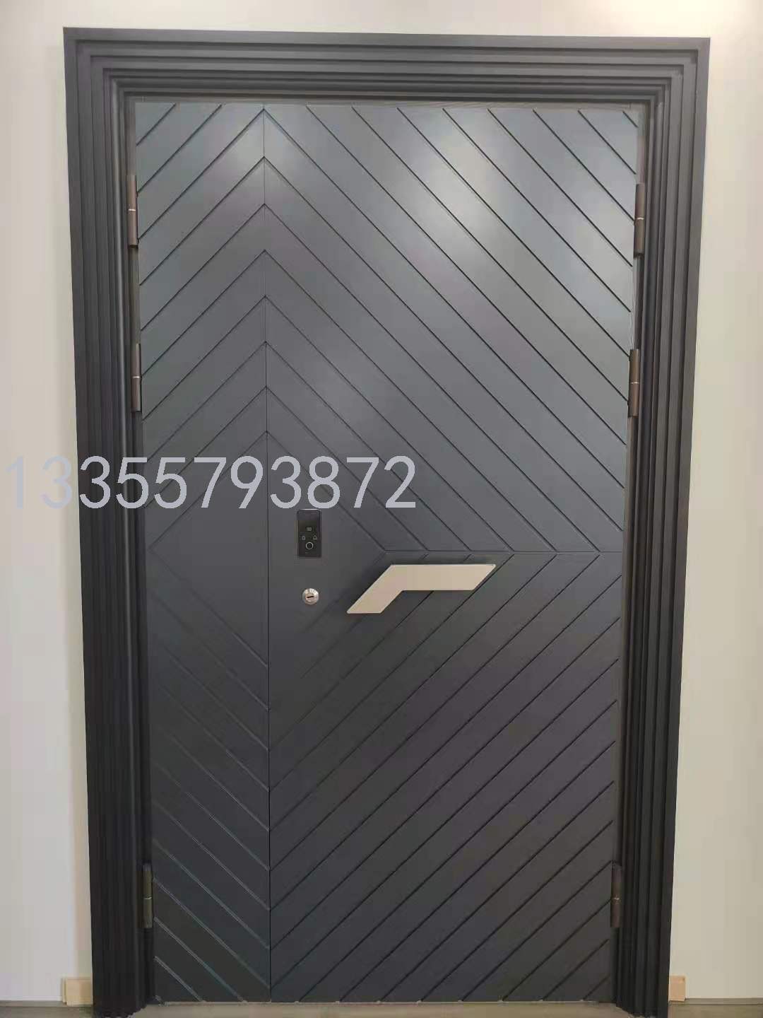 Class A Anti-Theft Door Household Entrance Door Smart Fingerprint Lock Door Steel Safety Door