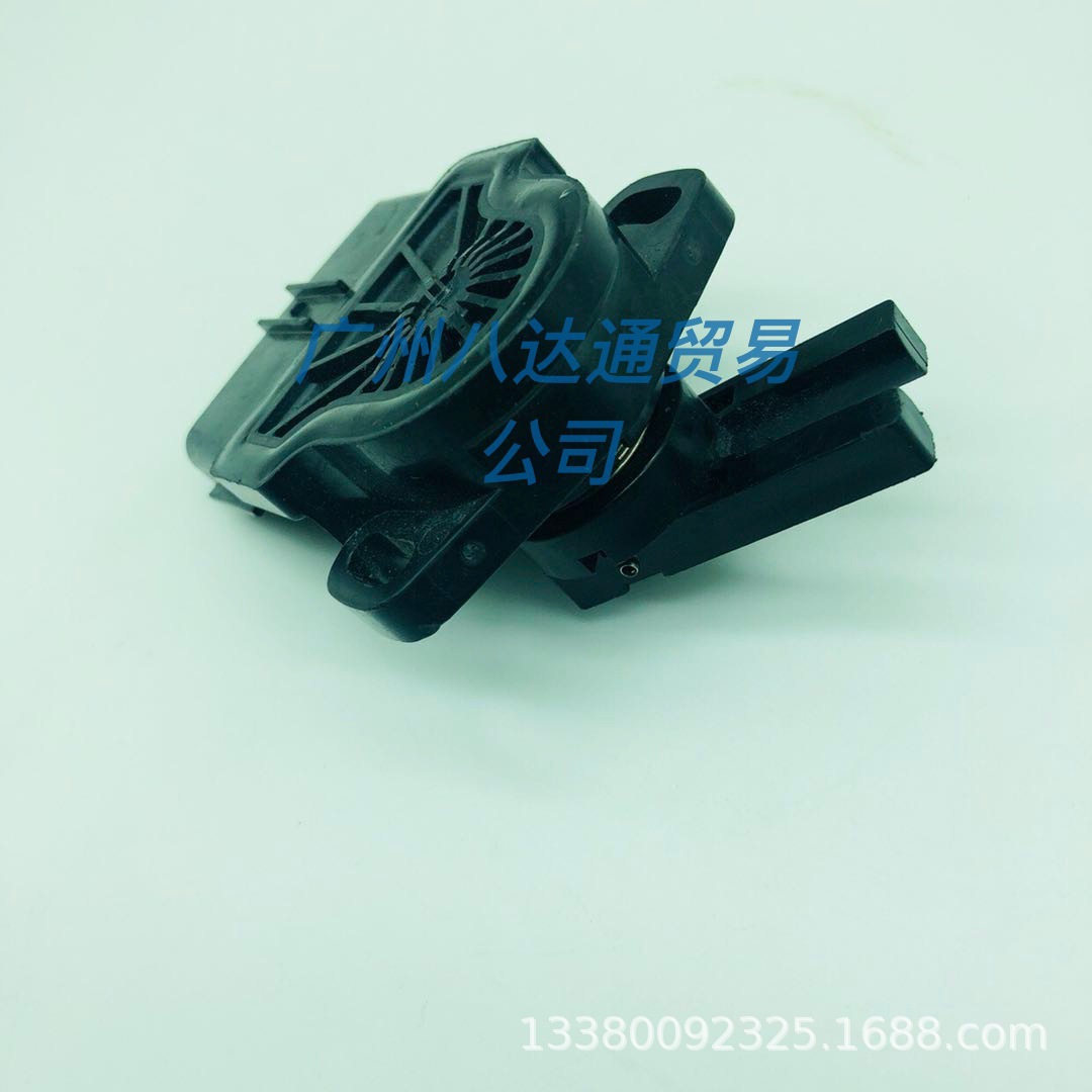 Mr578861 Mitsubishi Outlander Right Door Pull Lock Sensor Accelerator Pedal Position Sensor