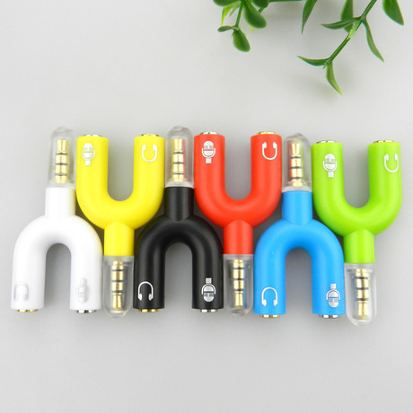 U - type headset divider U - type one cent two audio converter head 1 cent two pairs of headphones switch laptop mic head