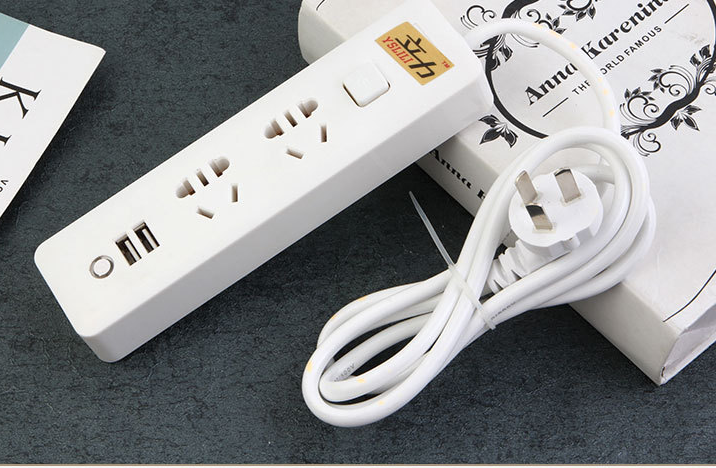 Lili Intelligent New National Standard Charging USB Socket Household Safety Door Power Strip Multi-Function Switch with Wire Power Strip