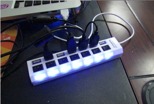 Yc-006 with seven-port with switch HUB 1.1 version 7-port HUB row plug