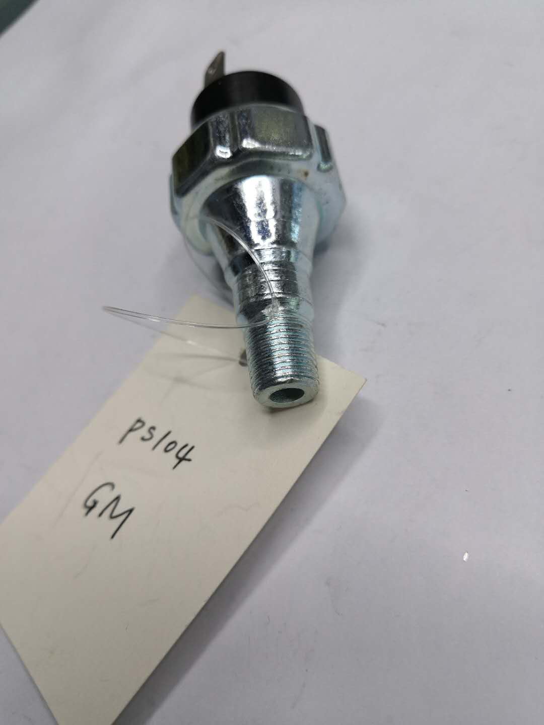 Oil pressure switch/ oil pressure switch/sensor