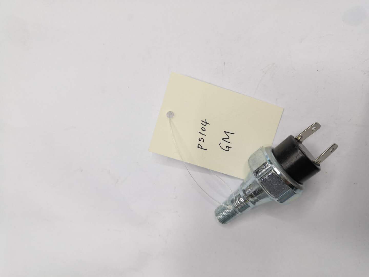 Oil pressure switch/ oil pressure switch/sensor