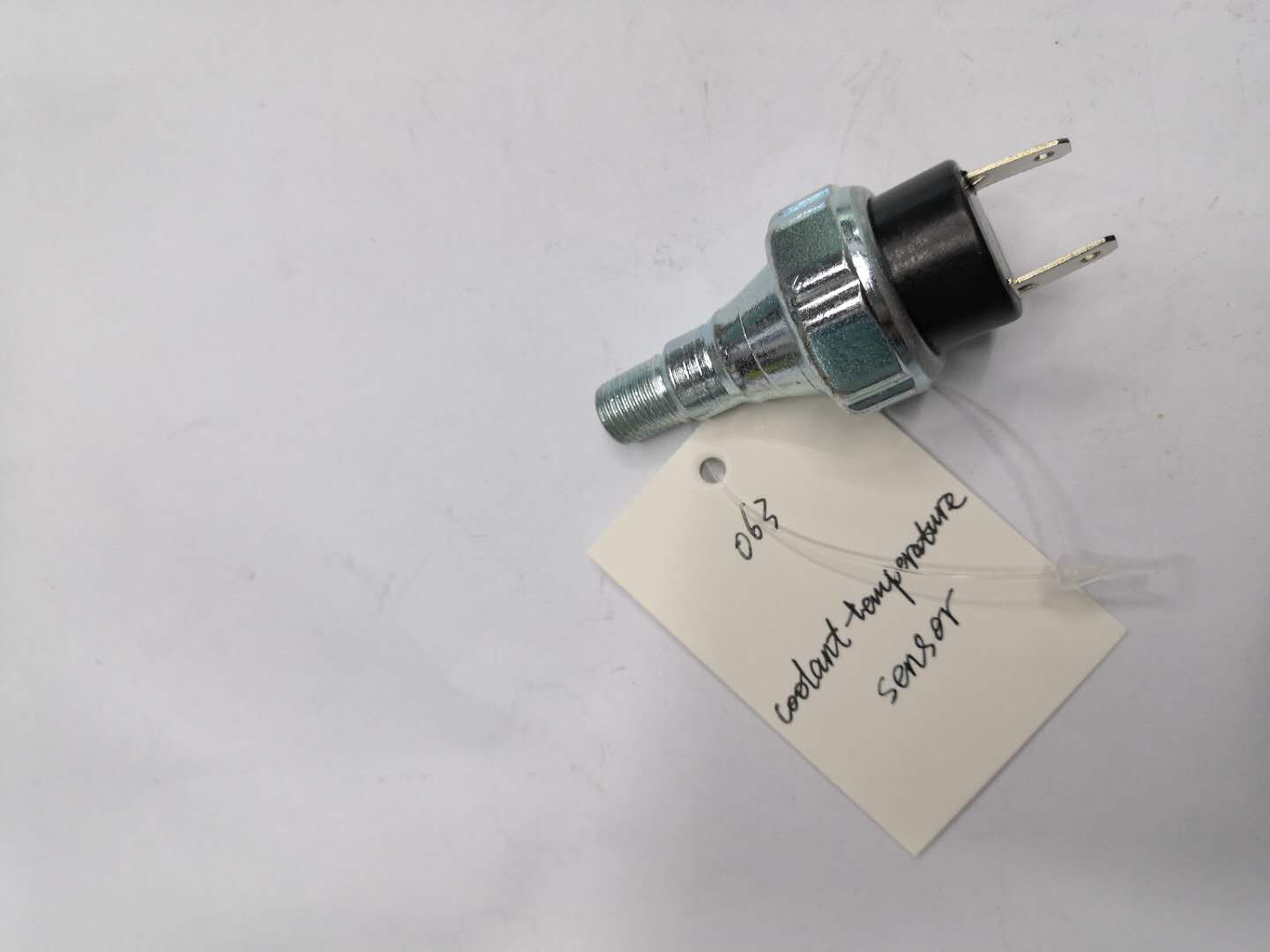 Oil pressure switch/ oil pressure switch/sensor