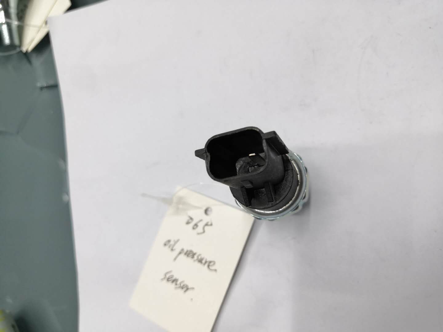 Oil pressure switch/ oil pressure switch/sensor