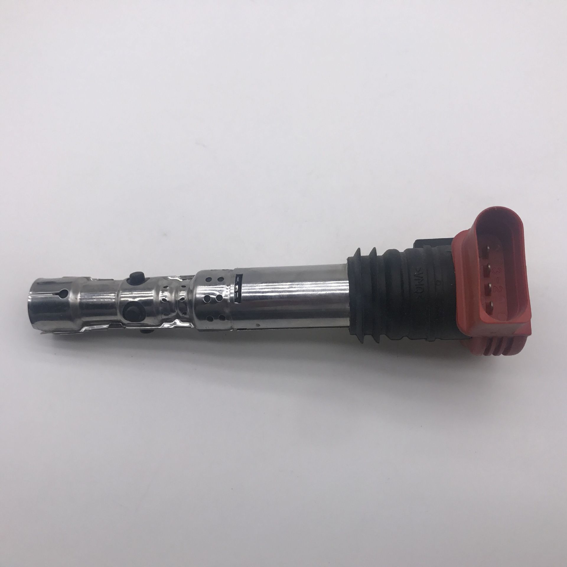 Suitable for Audi A6l3.0 Q73.0 A8 Touareg Ignition Coil High Voltage Package 06C 905 115 M