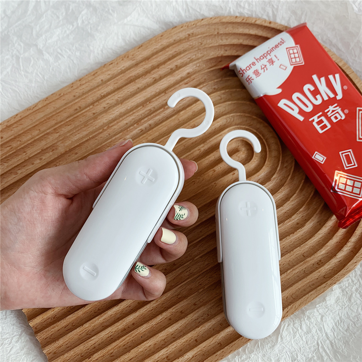 Snack Capper Small Mini Plastic-Envelop Machine Packaging Household Plastic Bag Food Preservation Portable Hand Pressure Sealer