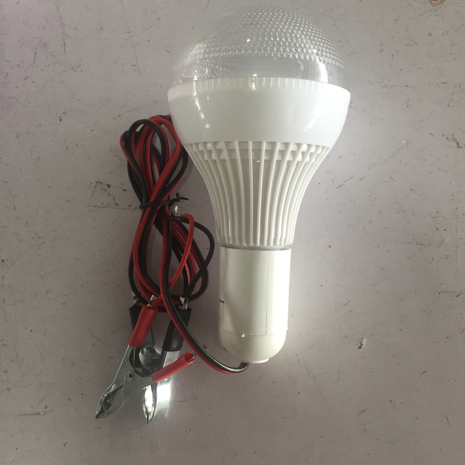 Low Voltage 12vled Globe Large Battery Clip with 1.5 M Wire with E27 Large Lamp Holder Parts SKD and Finished Bulb