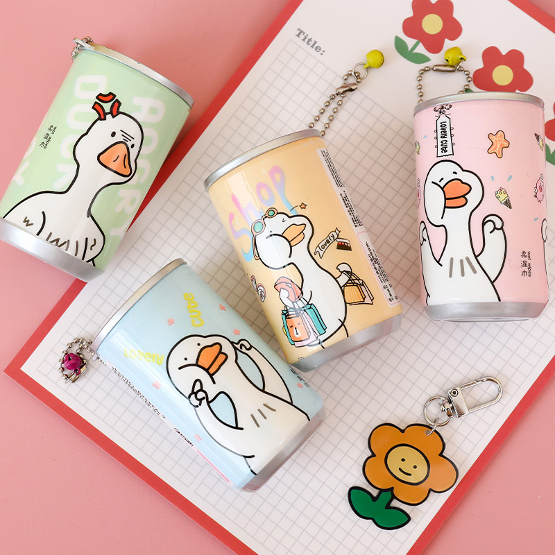Portable Travel Cans Wet Wipes Cartoon Sanitary Car Portable Wipe Cleaning and Moisturizing Skin Canned 30 Drawers Household