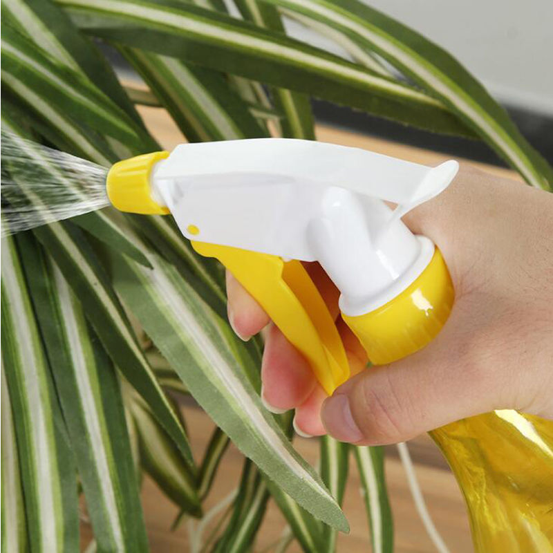 Hand-Pressed Gardening Small Spray Bottle Watering Pot Watering Spray Pot Succulent Plant Household Disinfection Sprinkling Can Watering Can