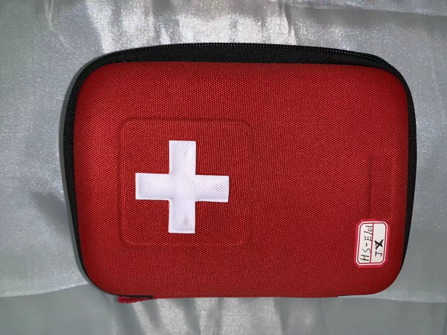 Zipper first aid kit medical first aid kit medical insurance medical kit portable multi-functional first aid kit