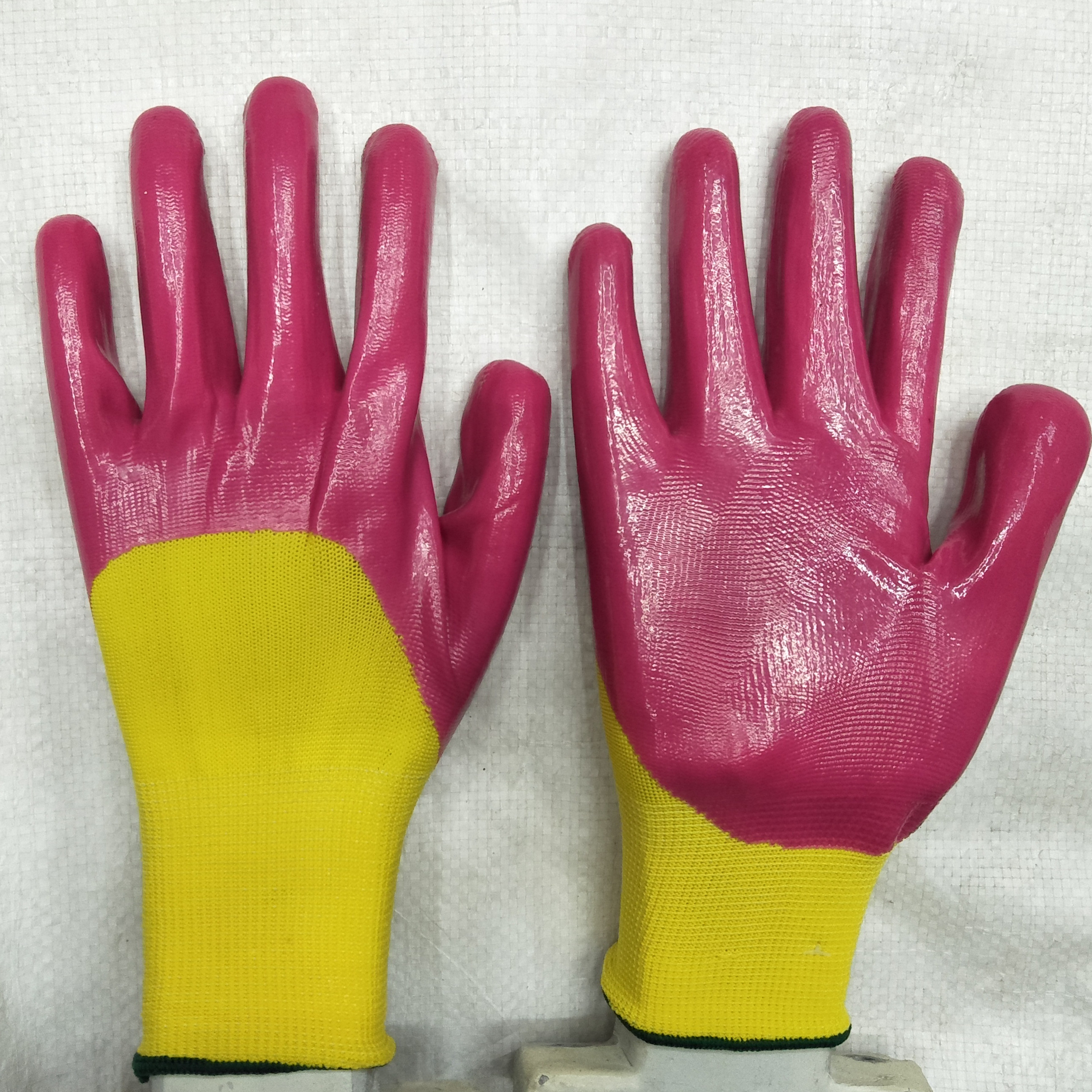 Labor Protection Gloves Factory Customized Sales Semi-Hanging Dipped Nitrile Gloves Thirteen-Pin Nylon Ding Qing to Sample Fixed Logo