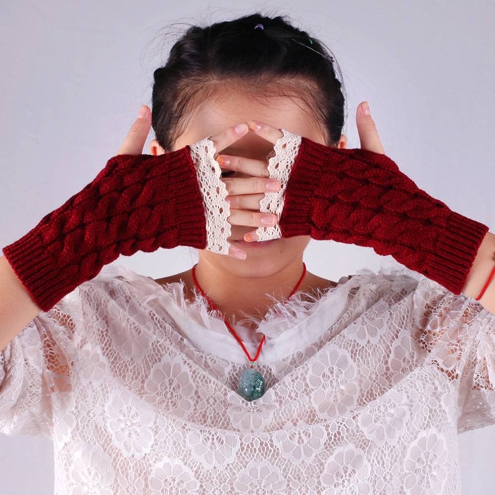 Knitting Wool Gloves Beautiful and Beautiful Lace Lengthened Wristband Winter Women&#039;s Thermal Knitting Half Finger Gloves