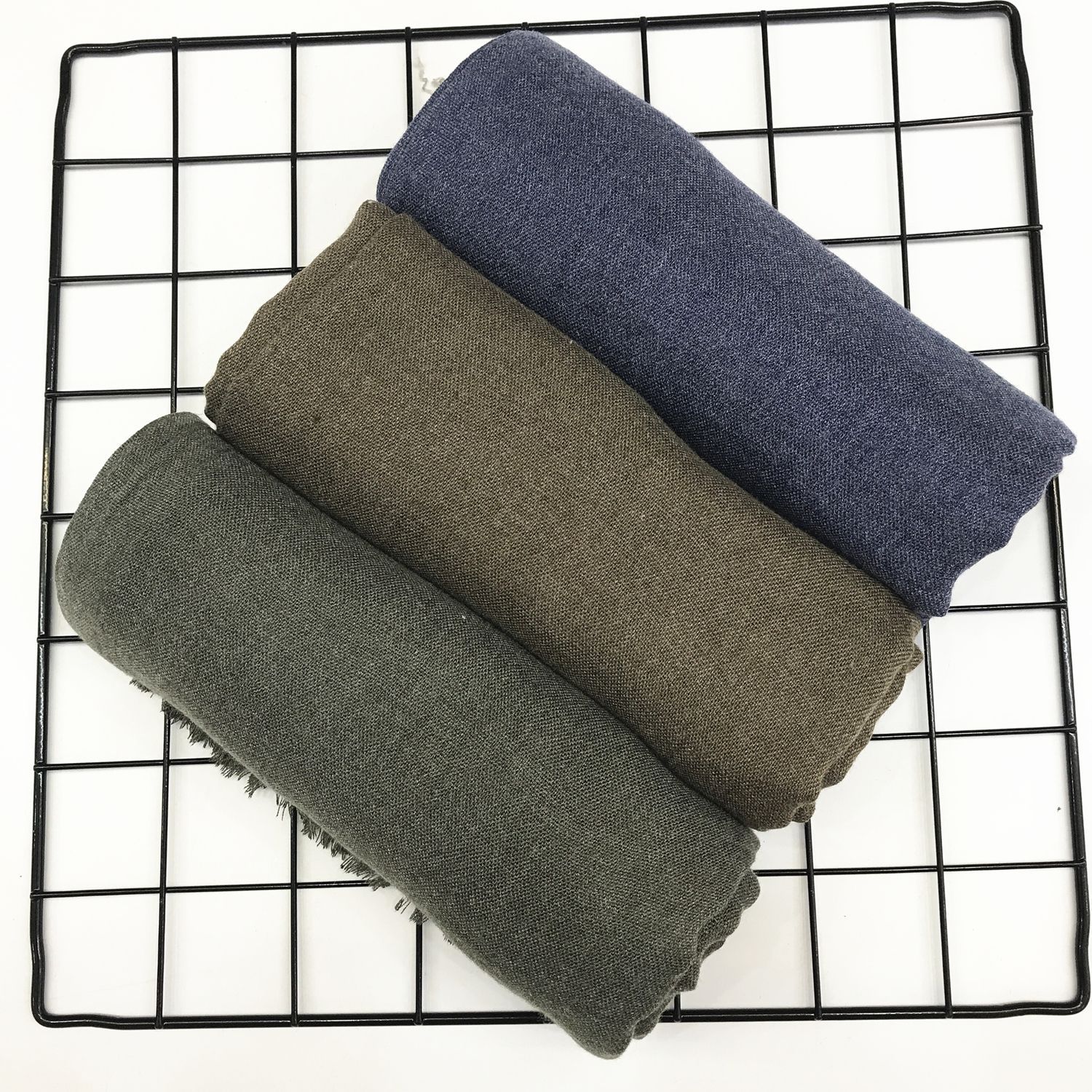 Women&#039;s Cotton and Linen Japanese and Korean Solid Color Shawl New Wholesale Linen Two-Color Scarf Cotton Linen Scarves
