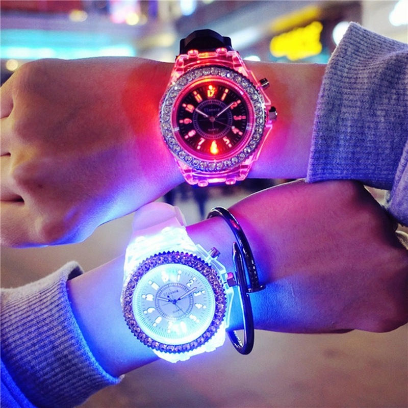 Luminous Glow Silicone Watch Wholesale Women&#039;s Fashion Watch Student Watch Led Diamond Glow Watch