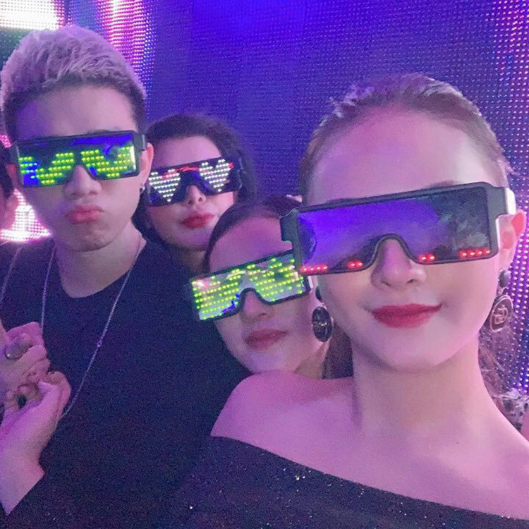 Flashing Glasses  Can Switch Light-Emitting Pattern and Bluetooth Word-Changing Style Fluorescent Glasses