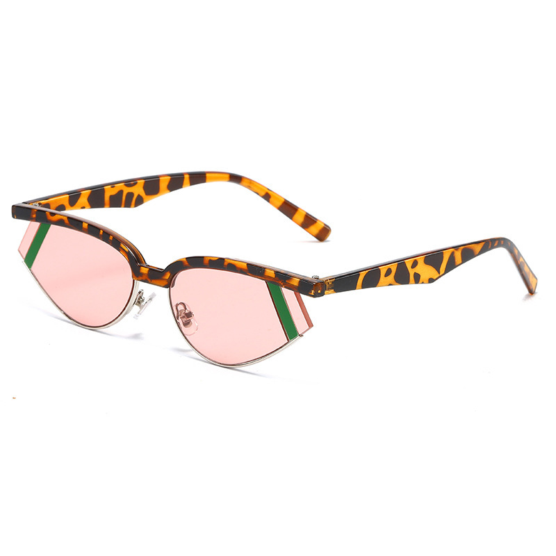 Manufacturer 2021 New European and American Fashion Cat Eye Sunglasses Sexy Retro Export Decorative Decorative Glasses