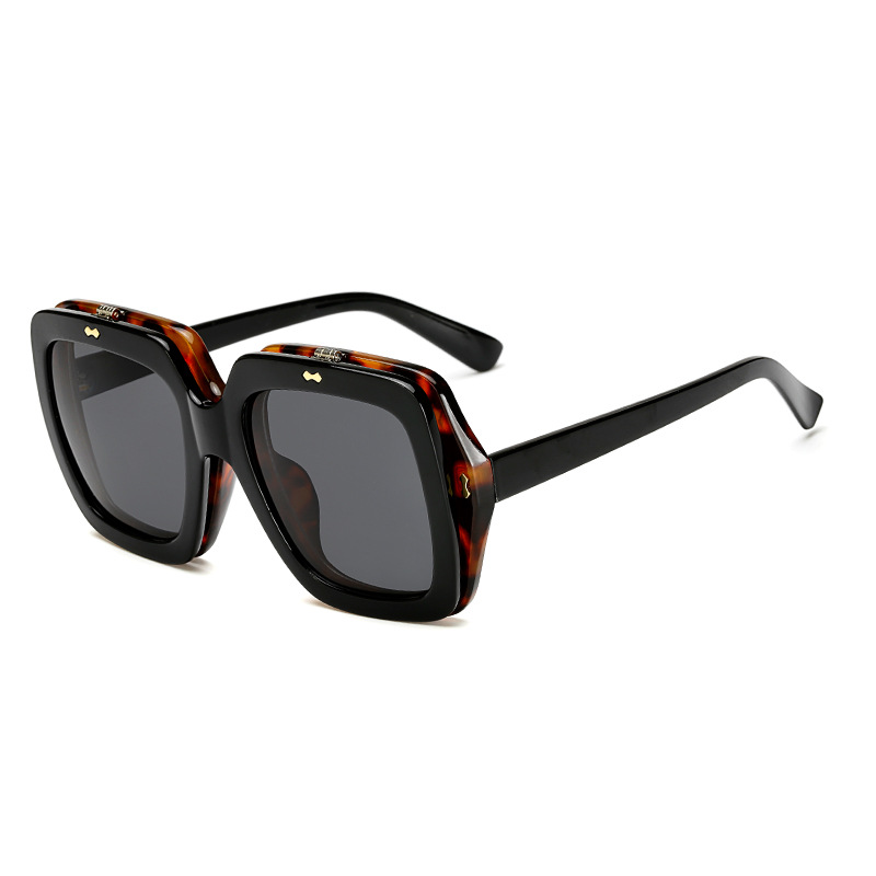 Flip Glasses and American Fashion  Trend Sunglasses Plain Glasses Dual-Purpose Glasses Wholesale