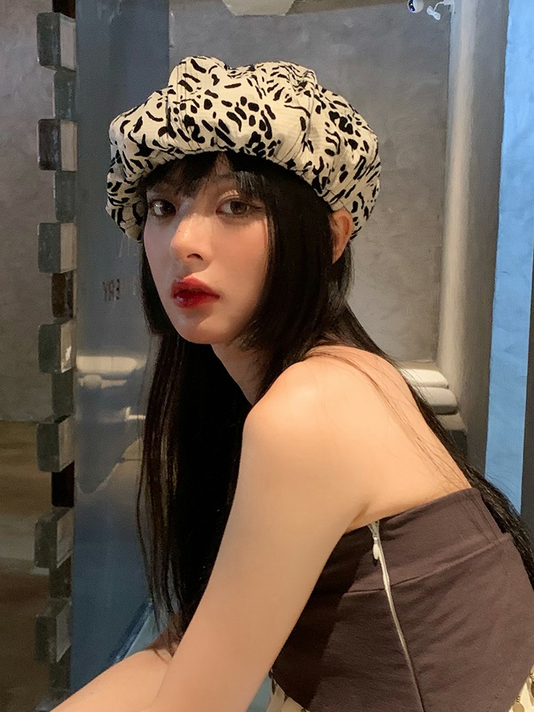 Beret Women&#039;s Spring and Autumn Thin Vintage Leopard Print Painter Head Net Red Concave Lady Hat