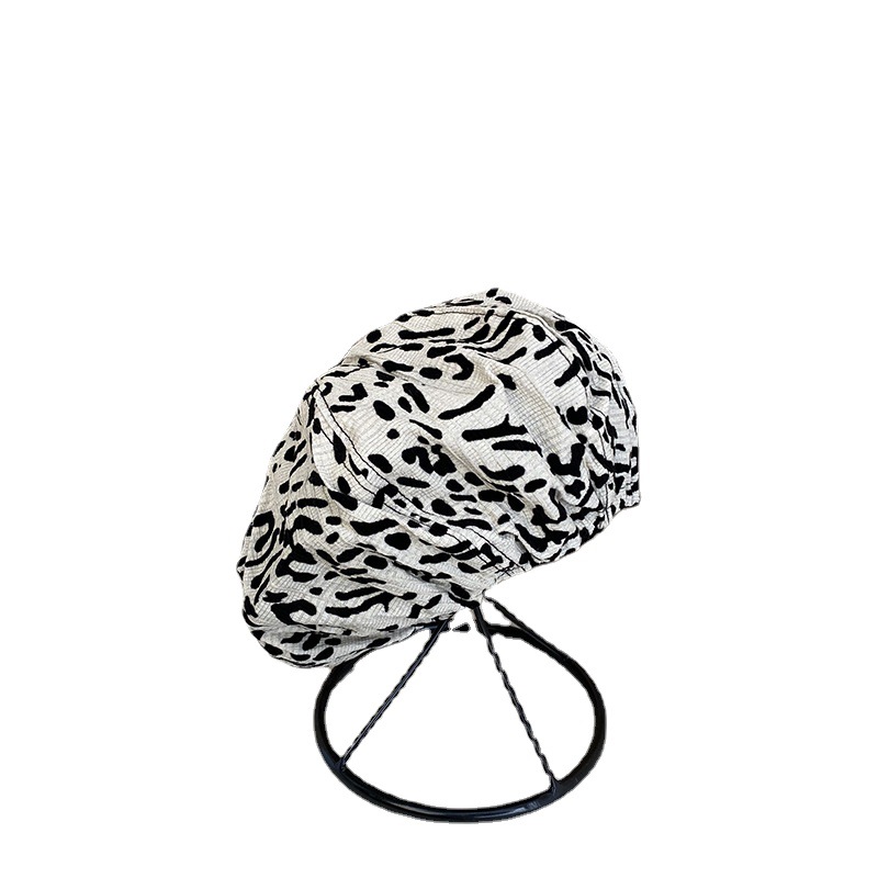 Beret Women&#039;s Spring and Autumn Thin Vintage Leopard Print Painter Head Net Red Concave Lady Hat