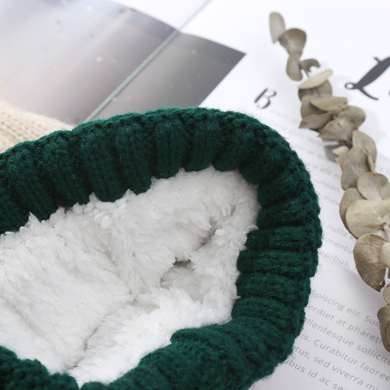 Factory Direct Sales Winter Warm Hat Twist Fleece-Lined Woolen Hat Best Seller In Europe And America Fashion All-Match Flanging Knitted Hat