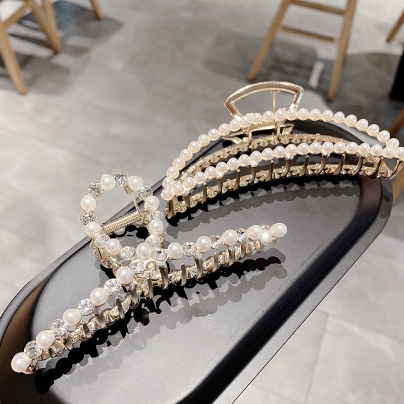 Korean Pearl Grip Women&#039;s Back Head Hair Claw Large Clip Rhinestone Shark Hair Clip Hairpin Elegant Graceful Headdress