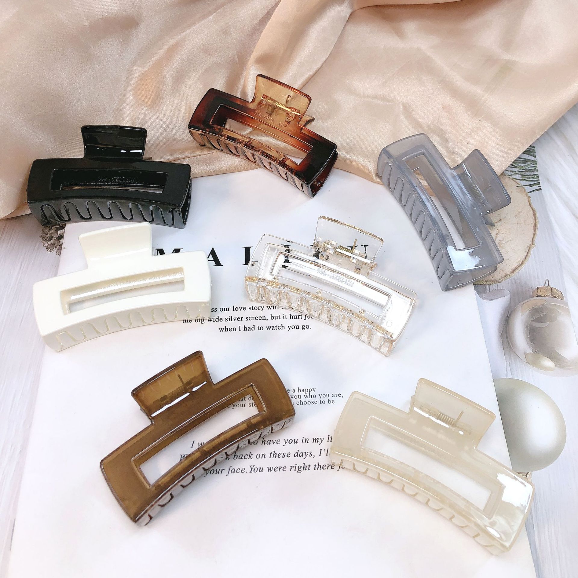 Simple Large Back Head Updo Hairpin Bath Hair Claw Hair Claw Clip Hairware Women&#039;s All-Match Hairpin Shark Clip
