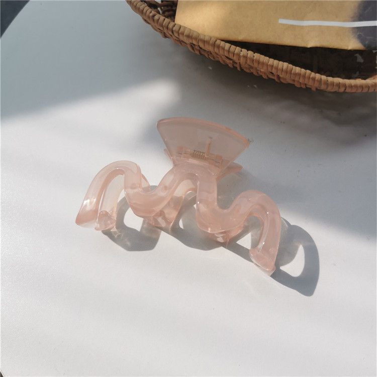 French Retro Big Wave Hair Claw Korean Ins Back Head M Grip Temperament Hair Clip Hair Clip Shark Clip Acrylic Hairpin