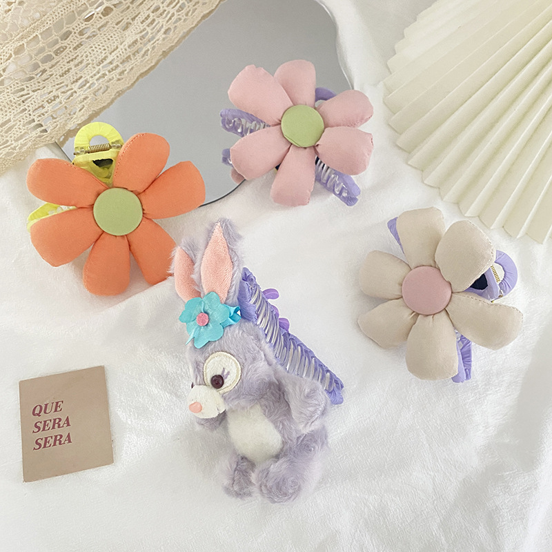 Cartoon StellaLou Hair Claw Internet Celebrity Minimalist Smiley Flower Shark Hairpin Girly Sweet Grip Cartoon Hairpin