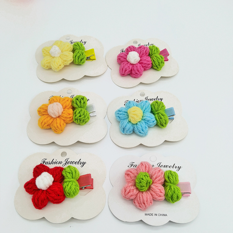  Winter New Girl Cute Edge Clip Handmade Wool Crochbarrettes Girl Flower Ins Japanese and Korean Hairpin Flower Hairpin